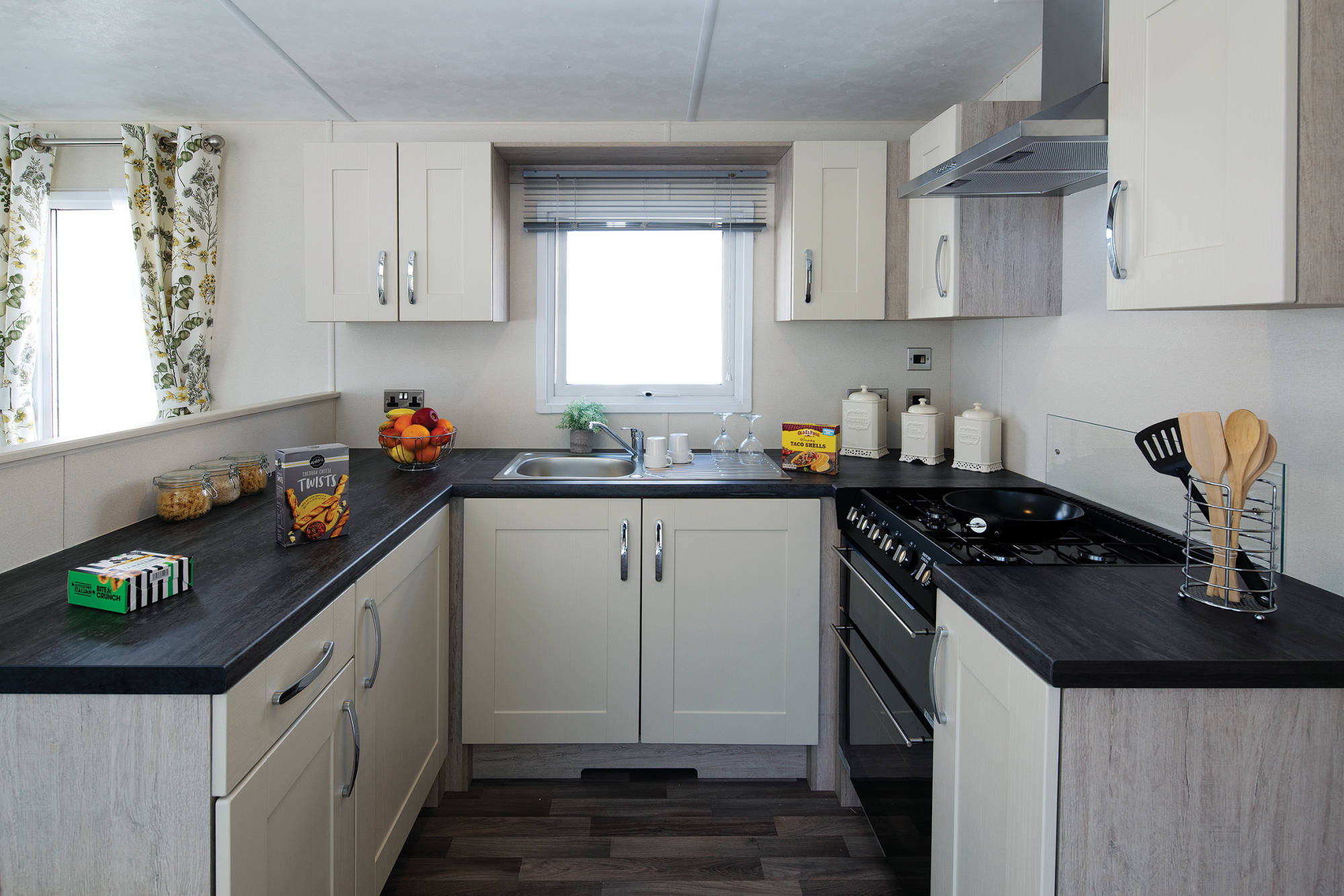 Delta Caravans Hadley Caravan kitchen